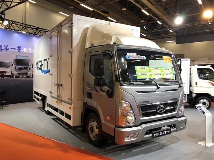 沒有妹的台中(商)車展 – FUSO / HYUNDAI / SCANNIA / ISUZU