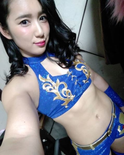戰服開衩到腰！網封她「最完美春麗」