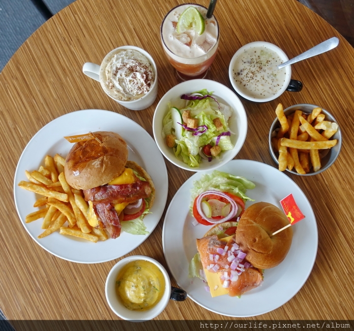 SOGO商圈．180元吃很爽的漢堡商午@Burger Joint 7分SO華美店