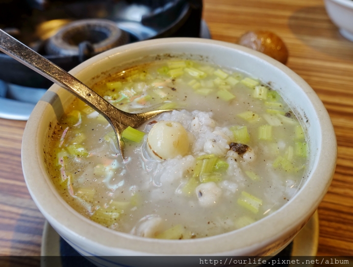 台中南屯．軟嫩Q彈膠質滿滿的豬腳飯滷肉飯@楊大船滷肉飯