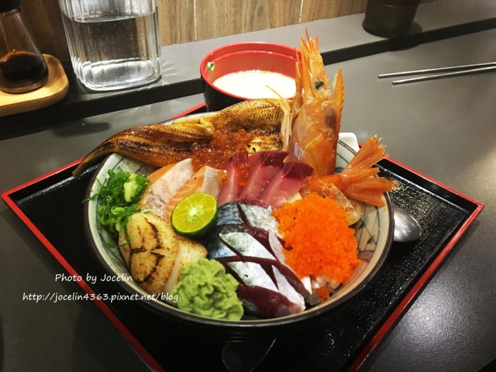 [台北 • 北投美食] 樂山窄巷拉麵 | 隱藏於巷弄之中的超鮮海鮮丼飯與平價拉麵