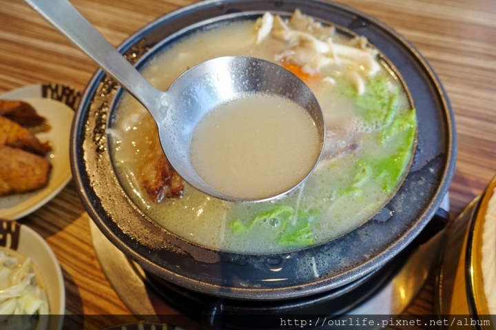 台中南屯．軟嫩Q彈膠質滿滿的豬腳飯滷肉飯@楊大船滷肉飯