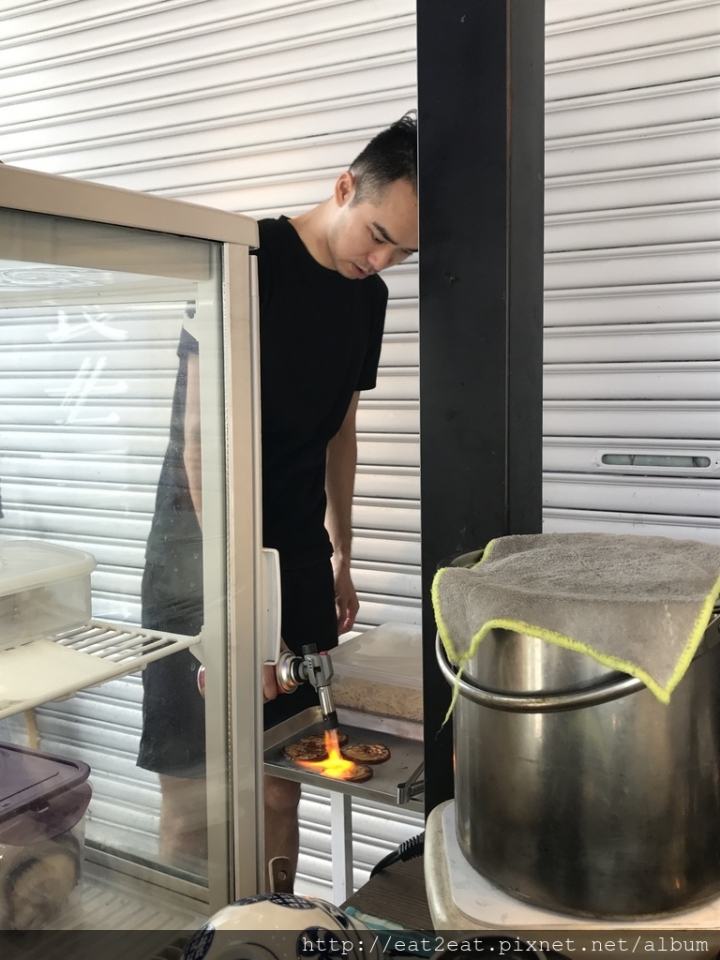 【新北中和】板橋中和交界 巷仔內騎樓小木攤 食三麵屋 飯．麵．茶．飲