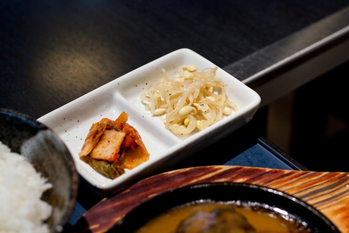 【美食。食記】東京 新橋 500円吃宮崎牛? 秀苑 天 燒肉 和牛 牛丼 牛肉蓋飯 漢堡 推薦
