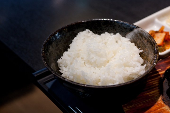 【美食。食記】東京 新橋 500円吃宮崎牛? 秀苑 天 燒肉 和牛 牛丼 牛肉蓋飯 漢堡 推薦