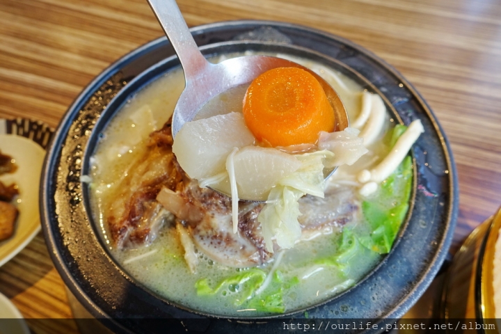 台中南屯．軟嫩Q彈膠質滿滿的豬腳飯滷肉飯@楊大船滷肉飯