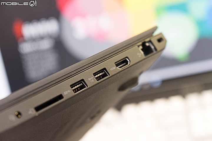 入手ThinkPad P52s輕薄型行動工作站，快速開箱分享！
