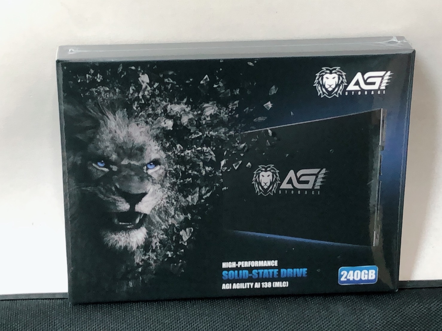 【小宅開箱】【閒聊】全新SSD 本土台灣品牌AGI 正式上市，搭載Intel 顆粒 ！？