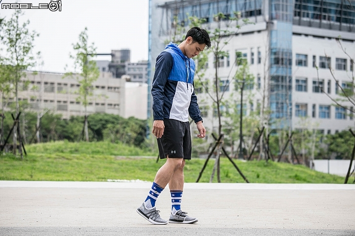 UA SpeedForm Slingshot 2跑鞋實穿分享  城市輕跑者的絕佳選擇