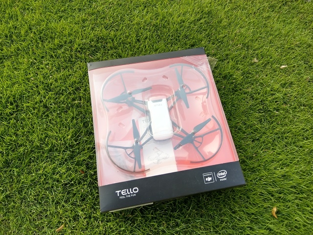 DJI Tello 特洛迷你無人機 最具功能性輕鬆飛行、易於上手【簡易開箱】