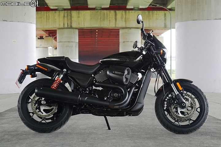 Harley-Davidson Street Rod 帥勁有型 樂趣隨行