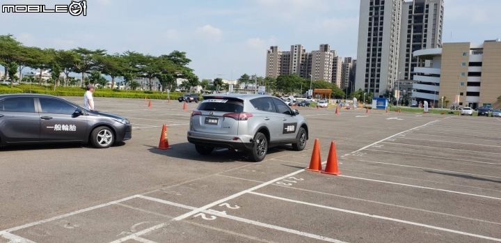 【為了行車安全而轉動】普利司通DriveGuard 失壓續跑胎體驗心得分享