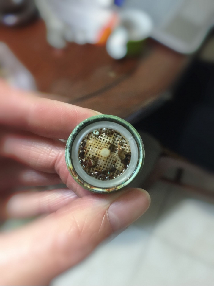 開箱文～我家今天幫水管洗澡