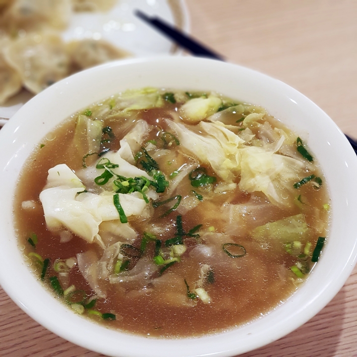 【台南牛肉麵】【安平區】六味真湯牛肉麵｜安平首屈一指的牛肉麵｜廟口老師傅獨家技法傳授｜華麗的味覺饗宴｜