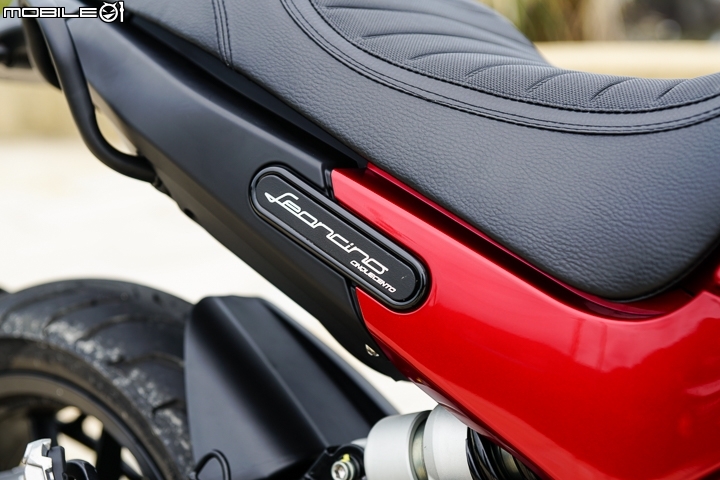 輕巧幼獅掠奪目光 Benelli Leoncino 500 ABS試駕
