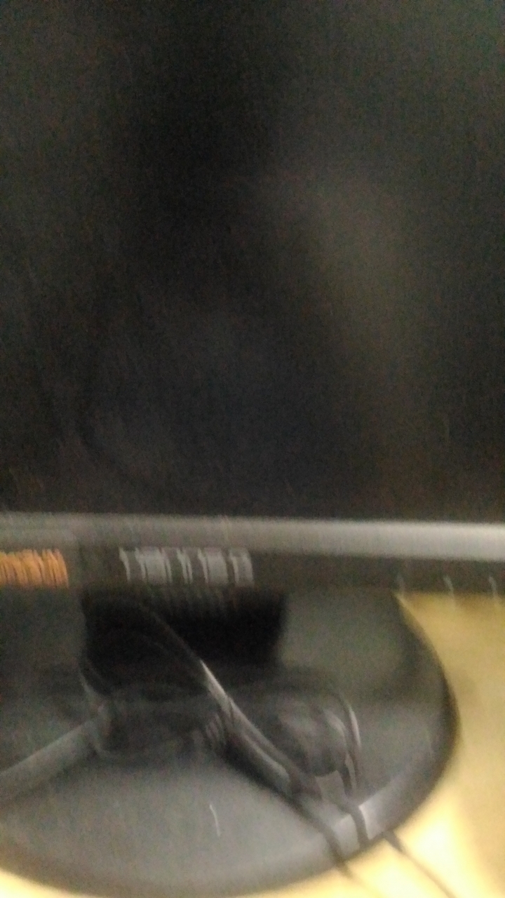 卡在windows畫面(請高手幫忙，謝謝)