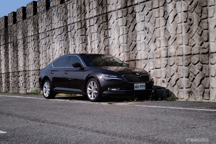 【TODD】柴油增壓再昇華 - SKODA SUPERB 2.0TDI 高動力版