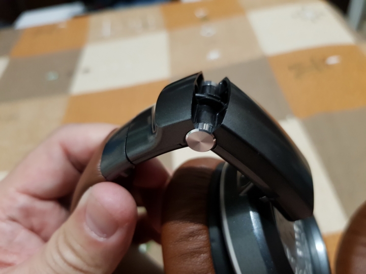 CAROL BTH-830 讓您的耳朵聽見真實的聲音