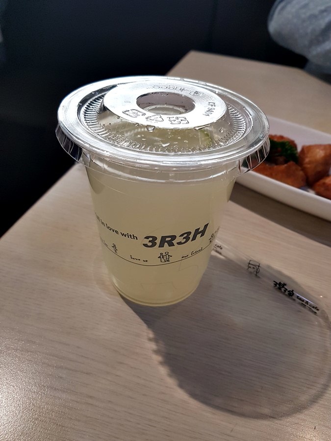 台中大魯閣新時代購物中心[連鎖]三皇三家義式餐廳下午茶食記~ 推薦凱撒雞肉沙拉