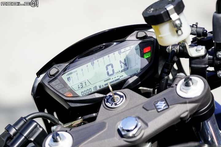 [採訪]V缸復古運動風再起 SUZUKI SV650X ABS 在台上市及 2018 SV650 降價！