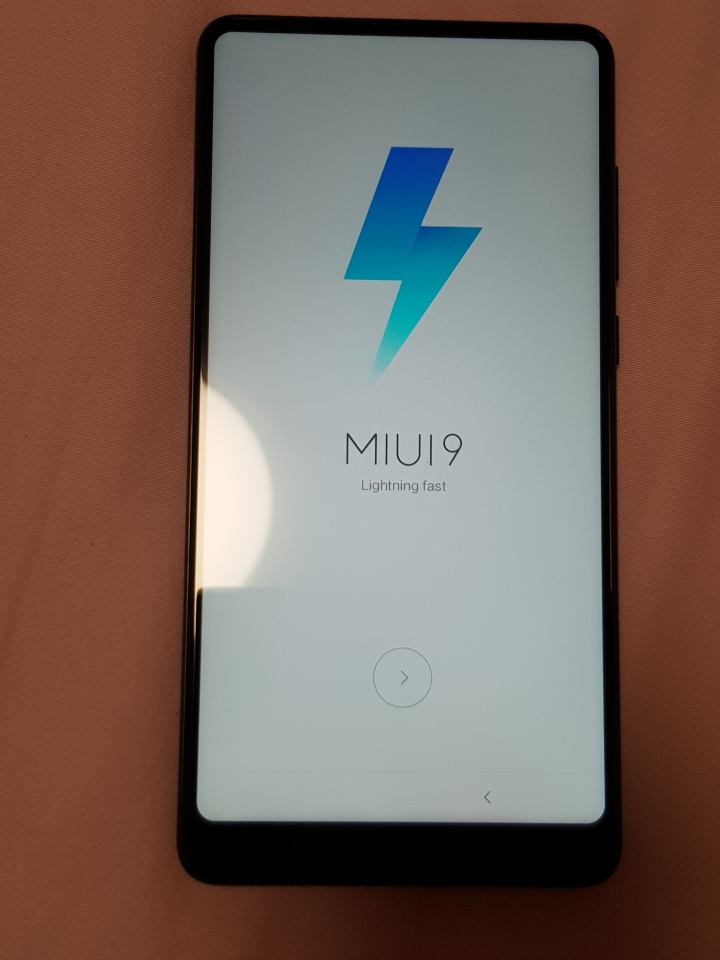 Mix2s黑台版小開箱