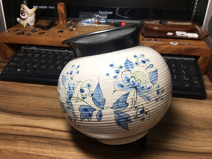 請問這花瓶的年代？