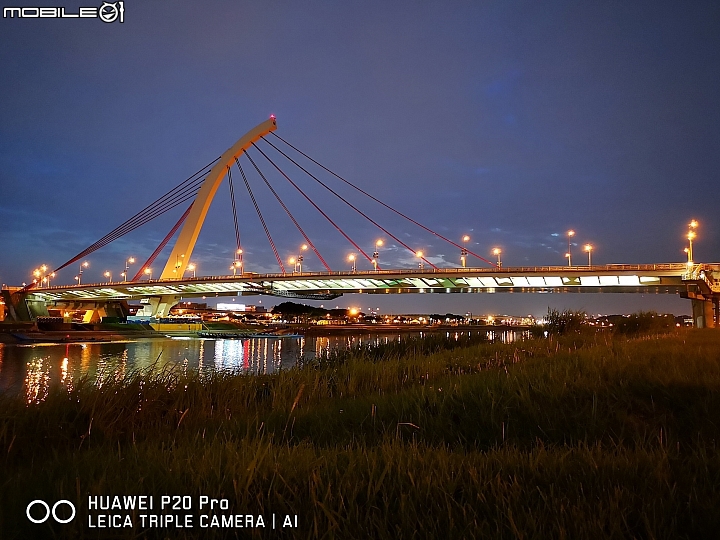 點我看大圖 臺北市 中山區 美堤河濱公園 -- 拍大直橋夜景、賞鐵鳥的好地方