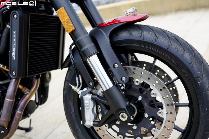 輕巧幼獅掠奪目光 Benelli Leoncino 500 ABS試駕