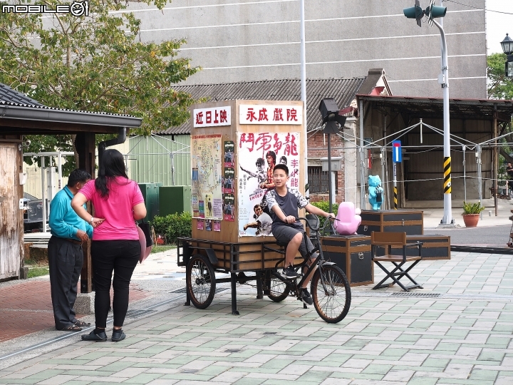 新營鐵道文化園區、弎弌和茗園、阿桐鹽水意麵、鹽水庇護宮、八角樓、銀峰冰果室、修德拜亭廣場、王爺廟巷、永成戲院 — 2024清明連假之新營賞火車、日式老宅內品茗,月津港夜間散策