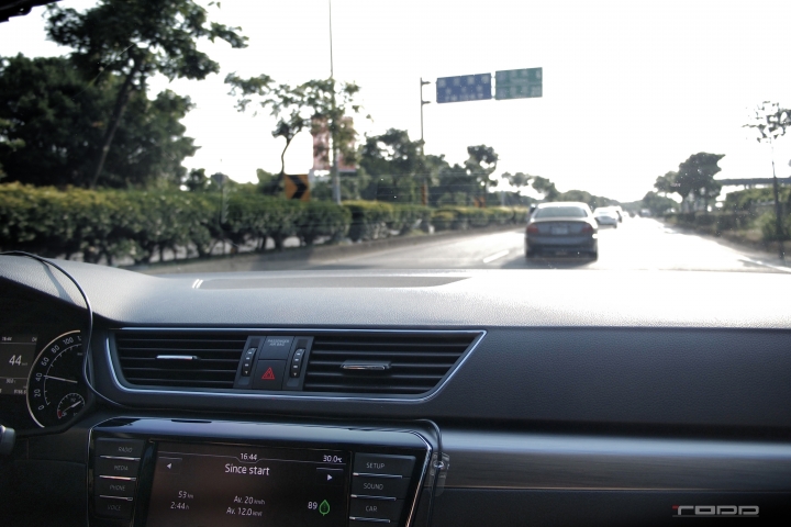 【TODD】柴油增壓再昇華 - SKODA SUPERB 2.0TDI 高動力版
