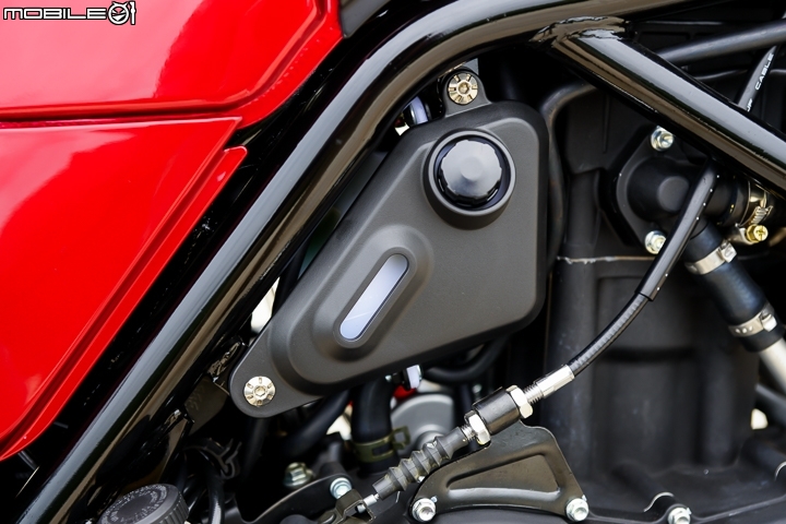 輕巧幼獅掠奪目光 Benelli Leoncino 500 ABS試駕