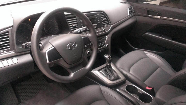 Elantra 1.6體驗