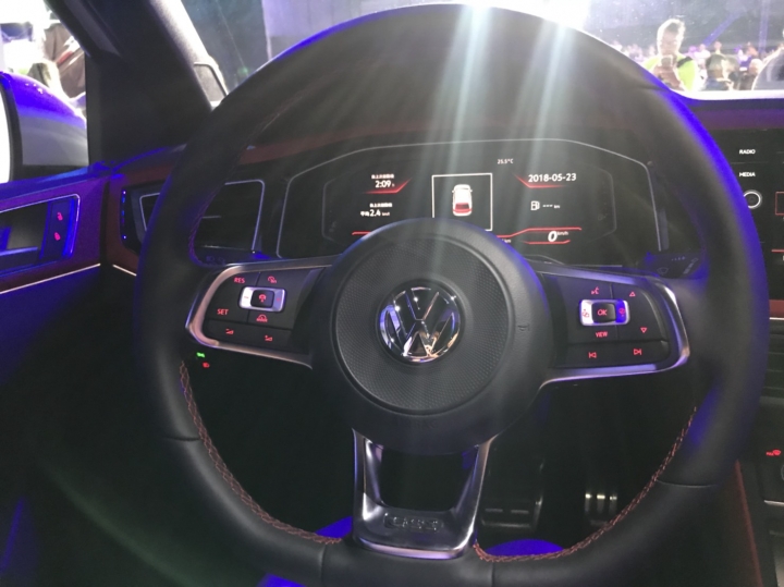 Polo發表會 賞車賞樂賞正妹