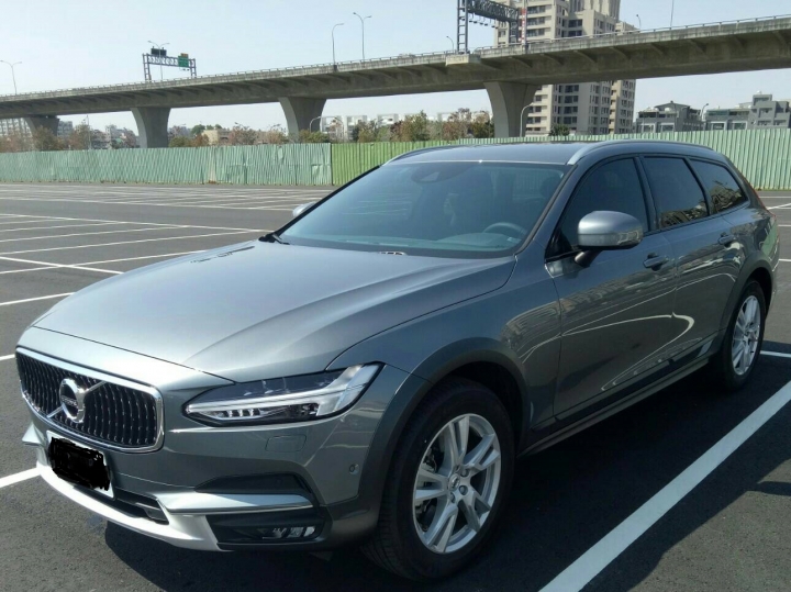 V90 CC簡單開箱