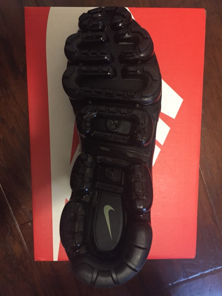 Nike Air Vapormax Plus 開箱