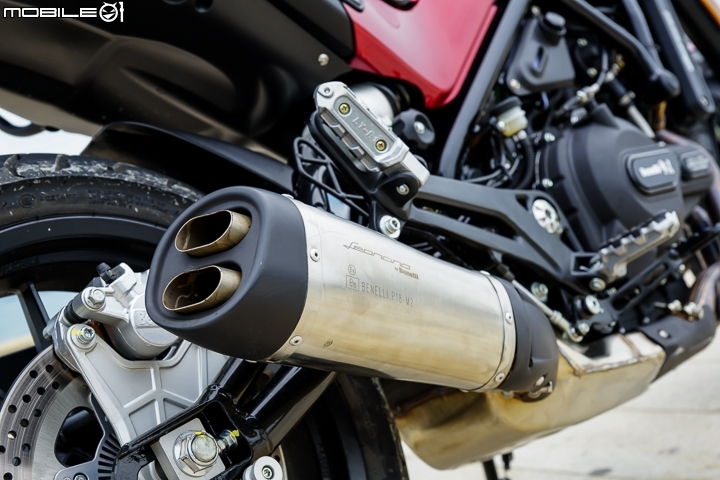 輕巧幼獅掠奪目光 Benelli Leoncino 500 ABS試駕