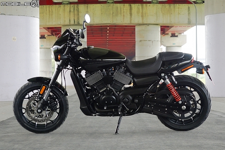 Harley-Davidson Street Rod 帥勁有型 樂趣隨行
