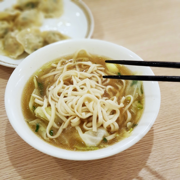 【台南牛肉麵】【安平區】六味真湯牛肉麵｜安平首屈一指的牛肉麵｜廟口老師傅獨家技法傳授｜華麗的味覺饗宴｜