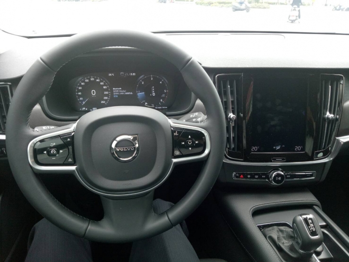 V90 CC簡單開箱