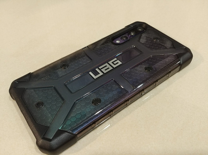 分享∼∼∼Huawei P20 PRO 專用UAG透黑保護殼