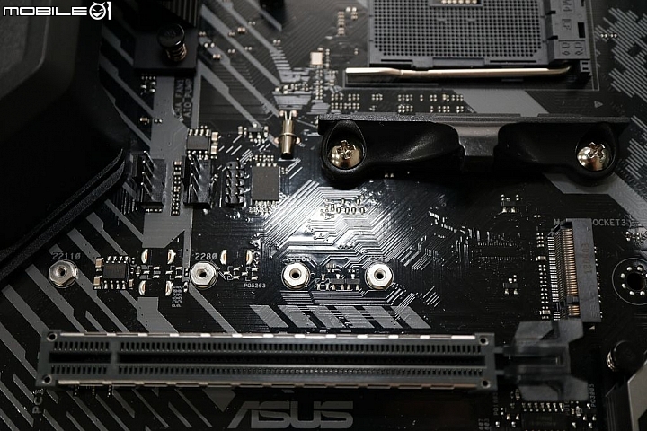 [開箱] TUF電競聯盟AMD X470-PLUS GAMING新兵上場