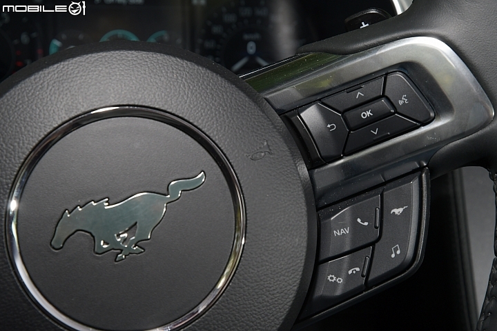 Ford Mustang Ecoboost Premium試駕 十速自排、電子儀錶加持躍升科技種馬