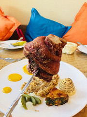 Poish我PO你玩【新北市八里】Bali水灣四季景觀餐廳 峇里島度假風情 賞淡水河無敵景觀