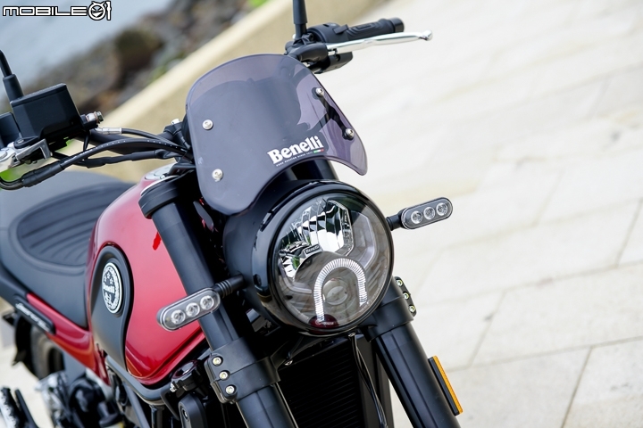 輕巧幼獅掠奪目光 Benelli Leoncino 500 ABS試駕