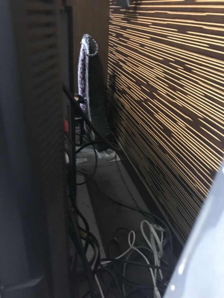 ［開箱文］鋅合金PREMIUM HDMI