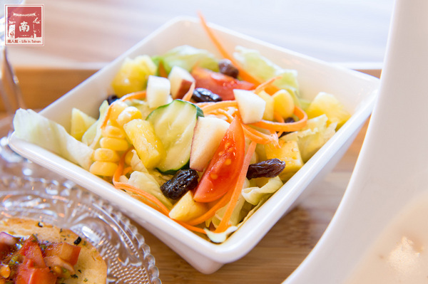 【台南北區】早午餐|澳式料理|私廚料理|溫室生菜|手工麵包|自製醬汁|創意健康無國界料理~旅圖 MAP LAB Kitchen無國界早午餐