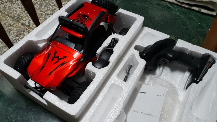 JJ R/C Q46 1:12 4WD 2.4Ghz 攀爬越野遙控車 (開箱)