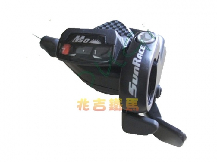 FD817小折腳踏車.轉把變速器.卡卡得很難轉動變速.想換後變速器