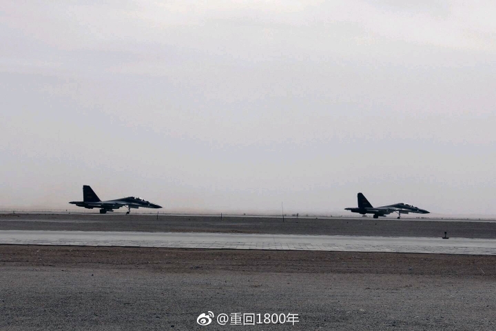 空军“红剑2018”空战演练军事演习正式拉开帷幕