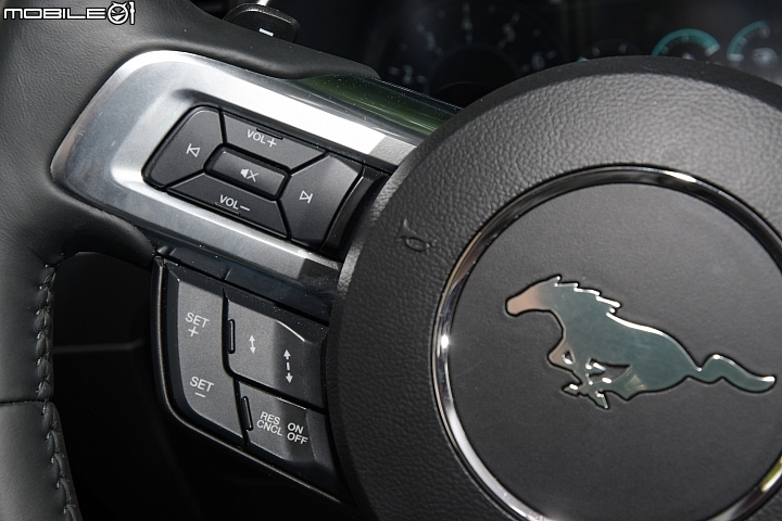 Ford Mustang Ecoboost Premium試駕 十速自排、電子儀錶加持躍升科技種馬